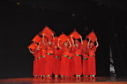 11 Gran Gira - Danza en grupo. Los días Festivos 4