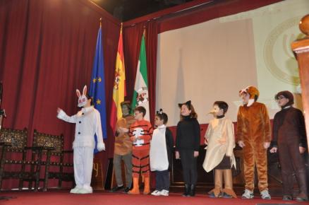06 Teatro realizado por los niños del Instituto Ángel Ganivet 2