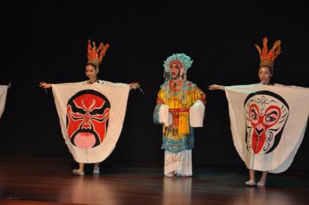 06 Gran Gira - Ópera de Pekín, La reina emborrachada 4